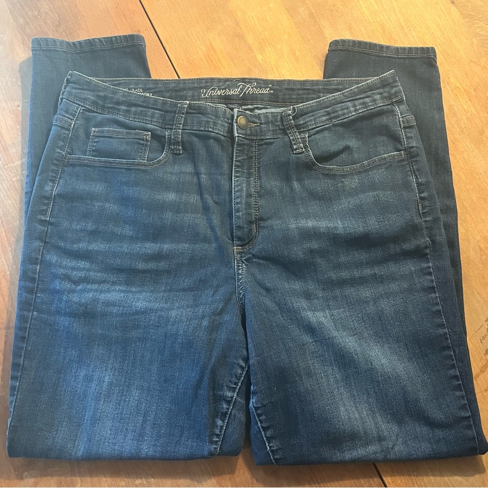 Universal Thread Womens Blue Jeans Size 16